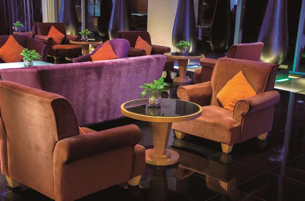 Grand Oriental Hotel 東莞市 レストラン 写真